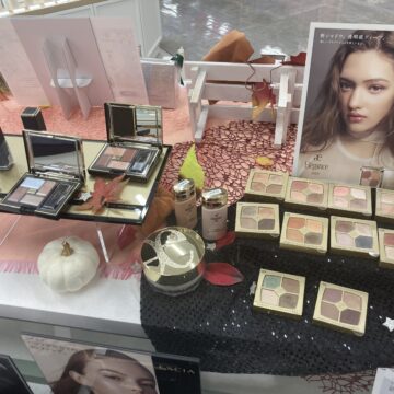 秋色メイクのご提案💄